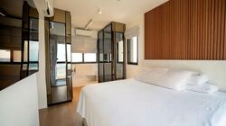 Avenue South Residence (D3), Apartment #570573271